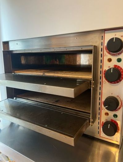 pizza oven