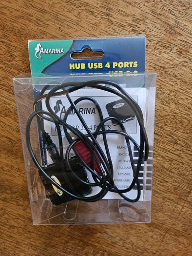 Amarina Usb 2.0 4 Ports Hub, Black