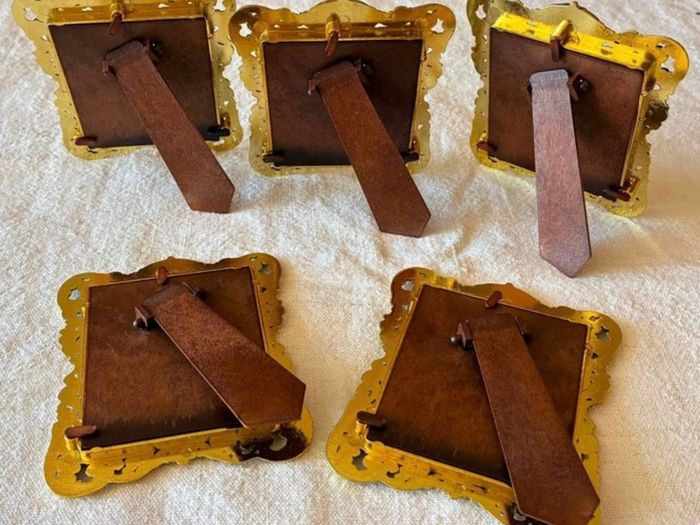 Set of 5 Vintage Ornate Gold Photo Frames