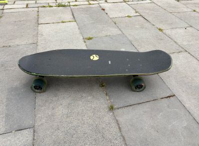 Globe Trooper 27" cruiser skateboard