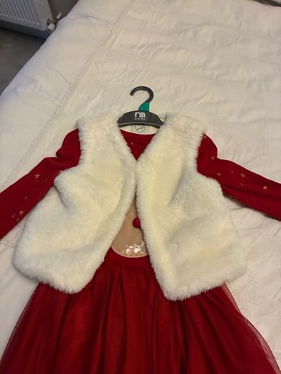 Girls Dress & Gilet Age: 5-6