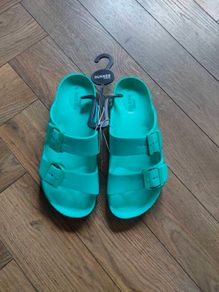 sandal