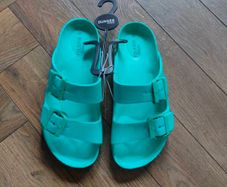 sandal