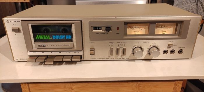 Hitachi D22S Mk II Cassette tape deck