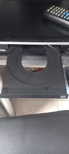 Toshiba DVD/CD/USB Player plus bag of dvd's