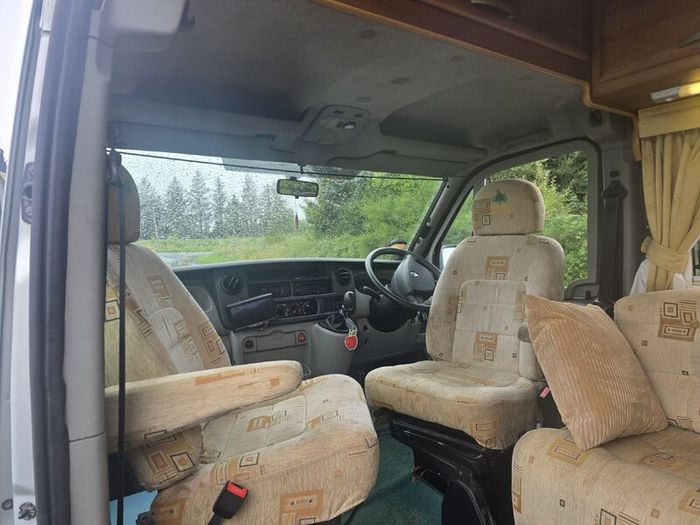 Camper