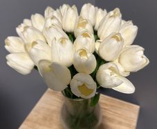 Beautiful real looking white faux tulip bouquet with vase