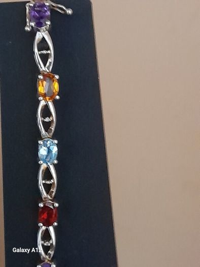 Bracelet