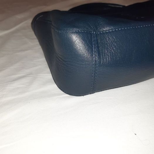Tula handbag navy cream details