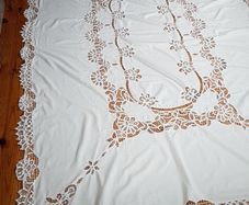 Hand Embroidered Lace Linen Tablecloth and 12 Napkins