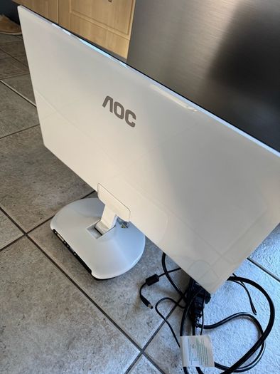 AOC Monitor