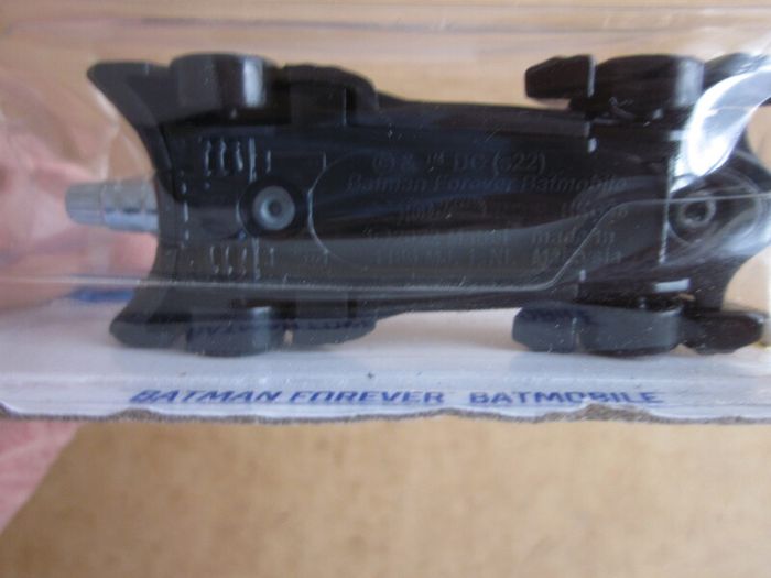 Hot Wheels Batman Forever Batmobile New