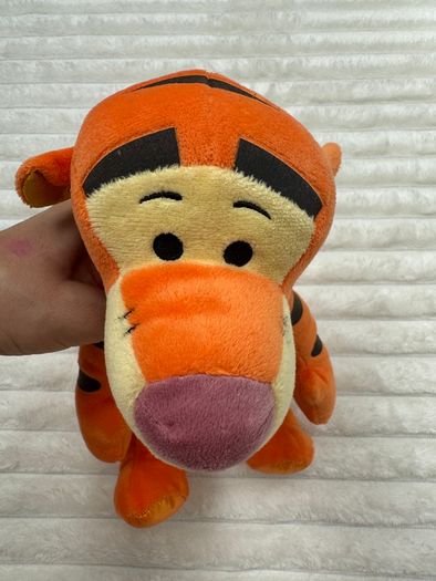 Disney TY Tigger Sparkle Plush approx. 10 Used Please see pictures