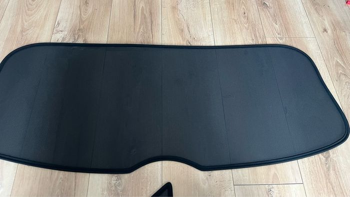 Rear window + small side windows sunshade Audi 8V