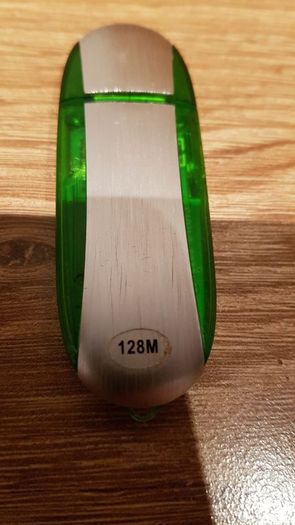 128 mb memory stick