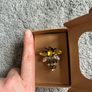 Bee brooch Image 2