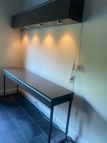 Overhead locker