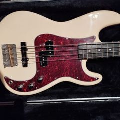 Harley Benton Bass Guitar