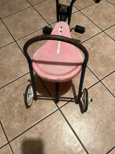 Bental cat vintage tricycle