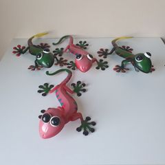 Lizard ornament with head on a spring - 2 euro each