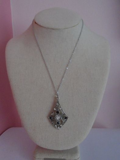 Pendant ,stainless steel chain,Fashion jewellery.Gift