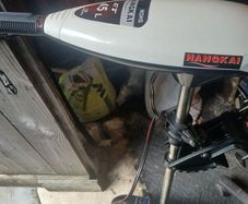 Mercury 2.5 outboard  ,350 electri