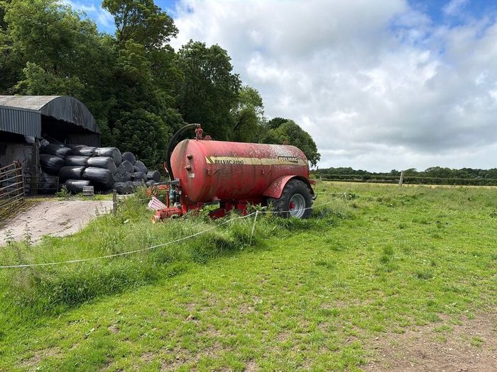 Slurry vacuum Tank 2100 Gal