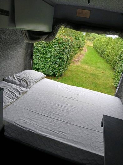 Vintage Mercedes 709d Camper Conversion