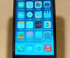 Apple Iphone 4, Black, 8GB, in excellent condition, Vodafone network