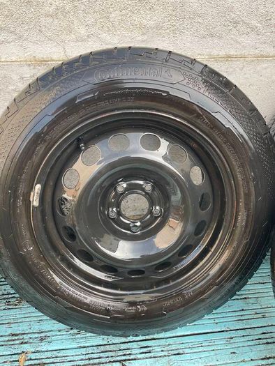 Steel Wheels Premium Van Tyres 215 65 R16 C 5x108)  Will Sell Separately