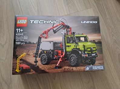 LEGO Technic 42242 Mercedes-Benz Unimog U 5023 with Crane