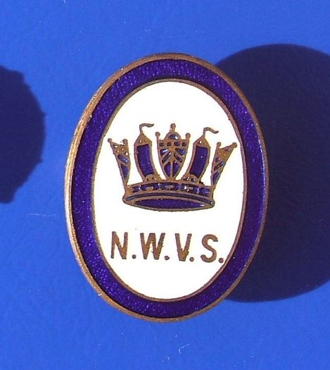 Naval Wives' Voluntary Service (Royal Navy) - a scarce NWVS volunteer's badge (1950s)