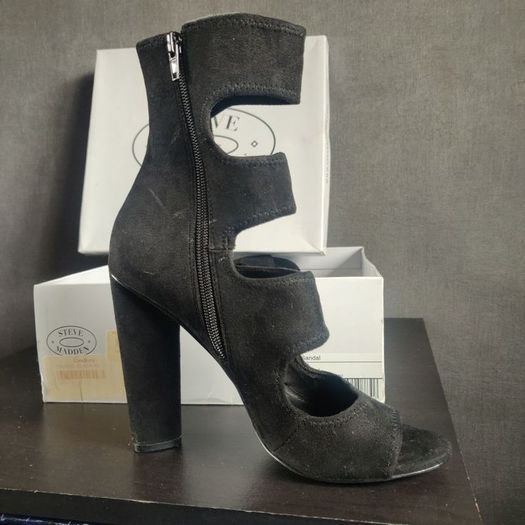 Steve Madden Women's Tawnie Dress Sandals, size 40