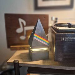 handmade Pink Floyd desk lamp