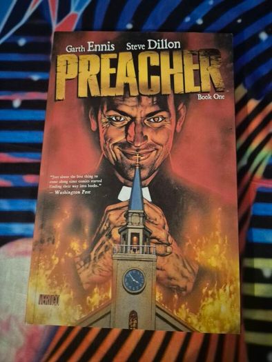 Preacher book 1 tpbk (Garth Ennis/Steve Dillon) comic