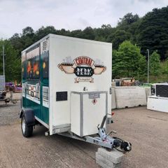 Mobile catering trailer