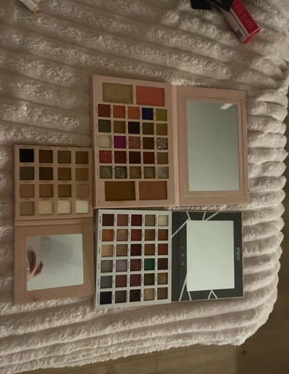 eyeshadow pallets
