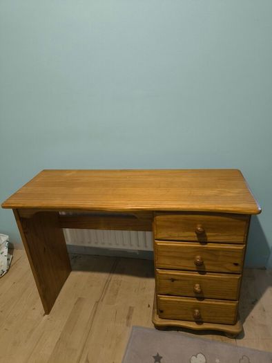 Dressing table and chair