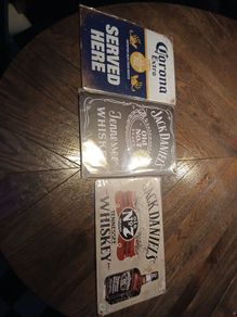 pub signs