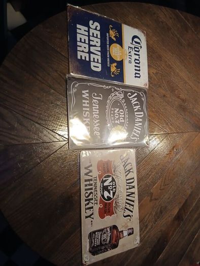 pub signs