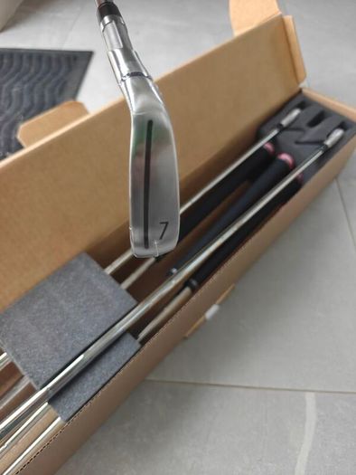 TaylorMade Stealth irons