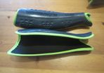 KOOKABURRA    size Small   shin guards