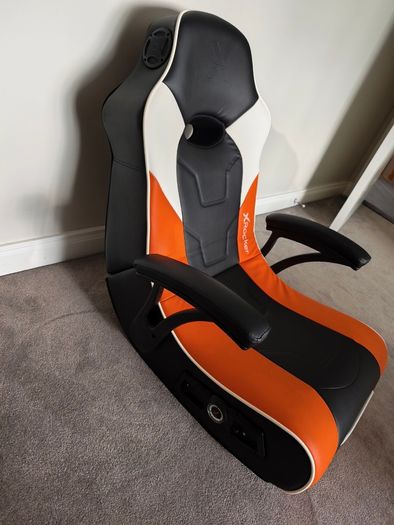 Gaming chair
