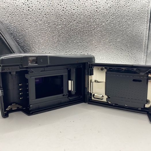 Chinon Pocket Zoom AF 35mm Film Camera (38-60mm) + Case