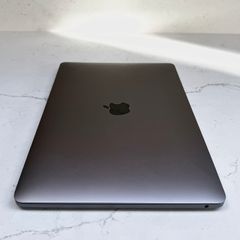 MacBook Pro (13-inc)