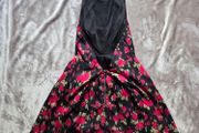 Boohoo Floral Open back halterneck mini dress, size 10