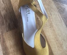 ladies shoes