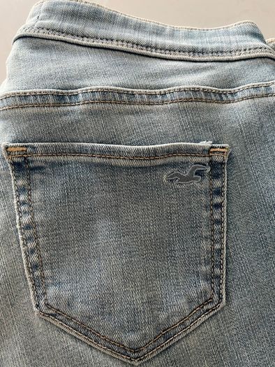 Hollister, Pull & Bear, Zara jeans and dungarees Age 9 - 13 years (Free girls clothes bundle for first buyer to offer asking price on this)