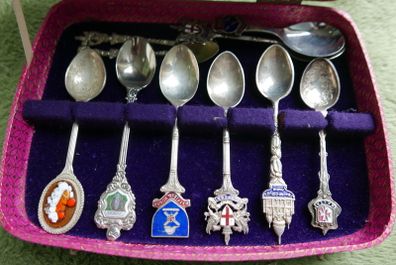 Vintage   Souvenir Spoons England and Scotland, Souvenir Travel Spoons, Collectible Display Spoons