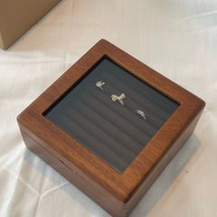 Wooden ring box